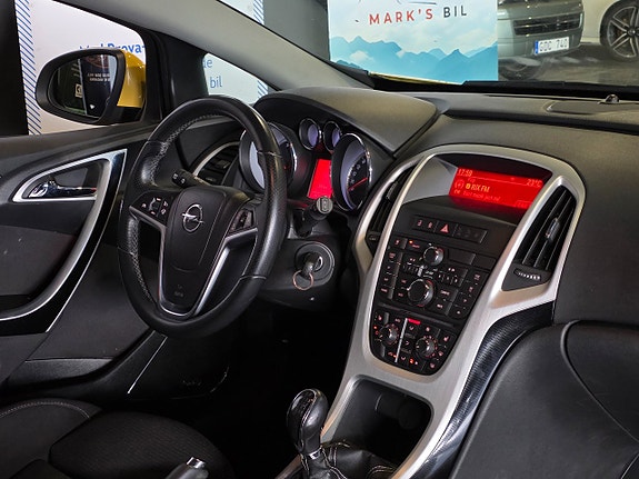 Opel Astra 19 of 20