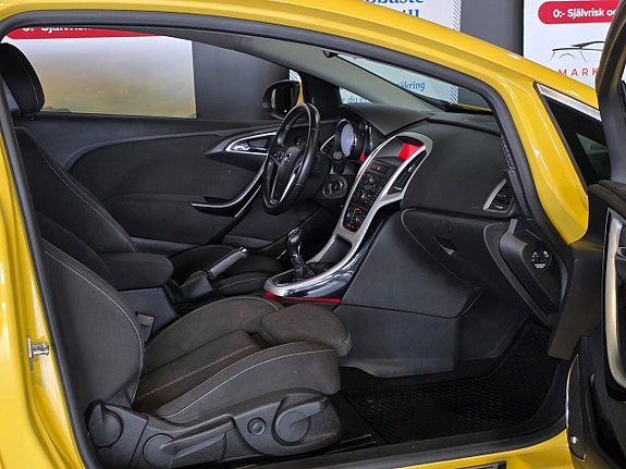 Opel Astra 18 of 20
