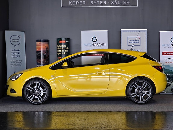 Opel Astra 13 of 20
