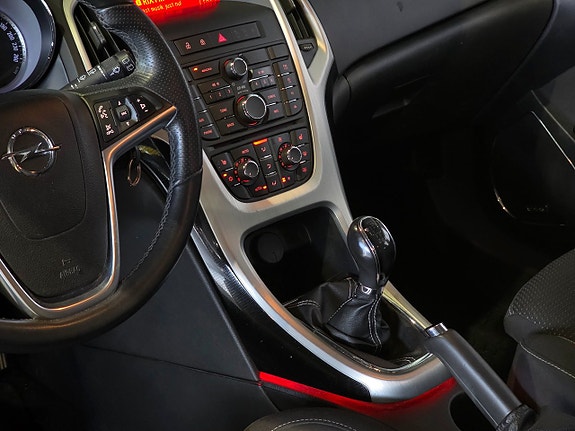 Opel Astra 17 of 20