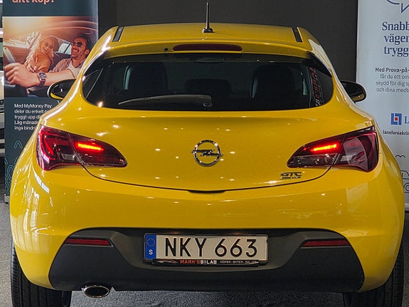 Opel Astra 9 of 20