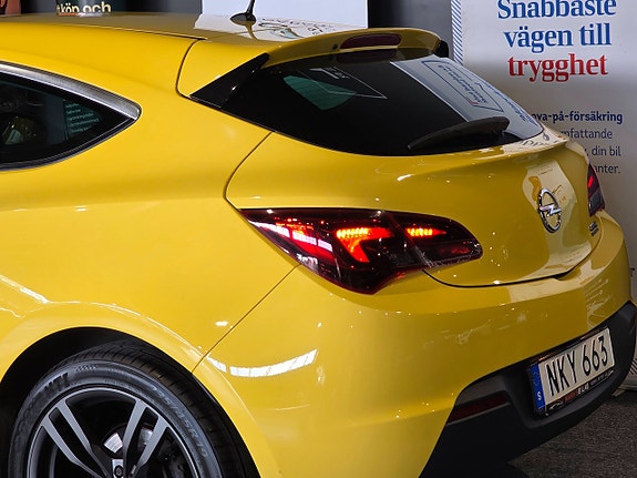 Opel Astra 10 of 20
