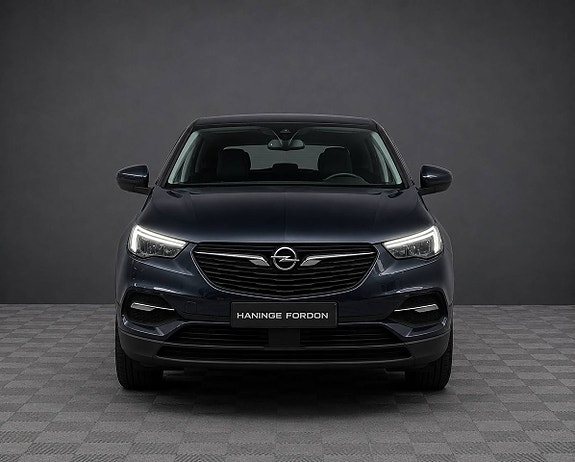 Opel Grandland X 2 of 5