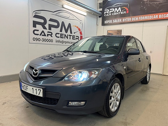 Mazda 3 2 of 5