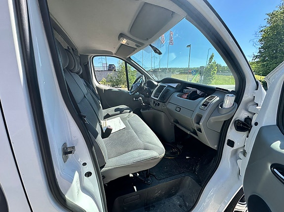 Opel Vivaro 3 of 5