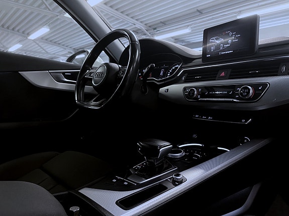 Audi A4 11 of 15