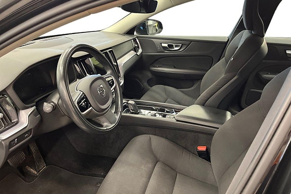 Volvo V60 13 of 26