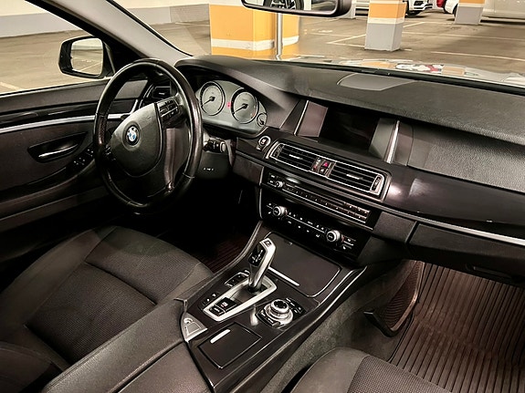 BMW 520d 5 of 16