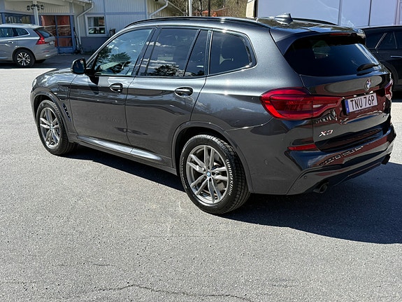 BMW X3 5 of 9