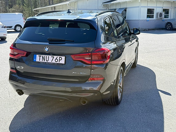BMW X3 4 of 9