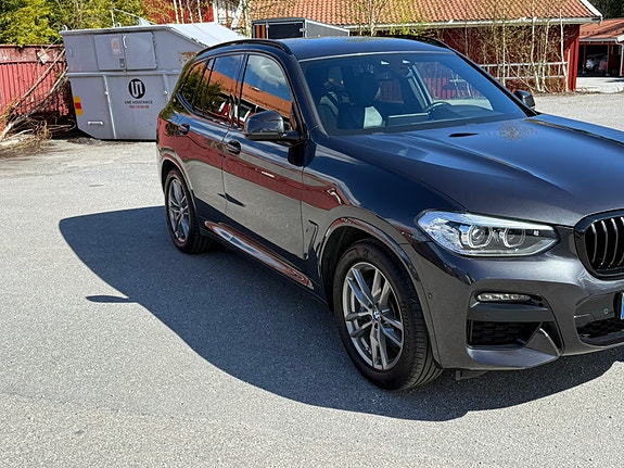 BMW X3 3 of 9