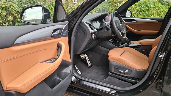 BMW X3 2 of 5