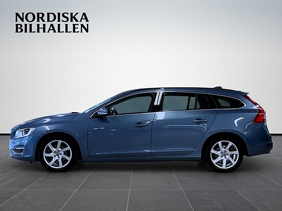 Volvo V60 4 of 5
