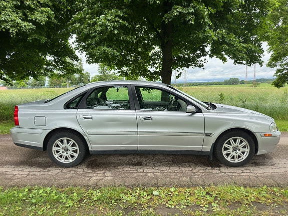 Volvo S80 7 of 16