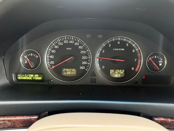Volvo S80 16 of 16