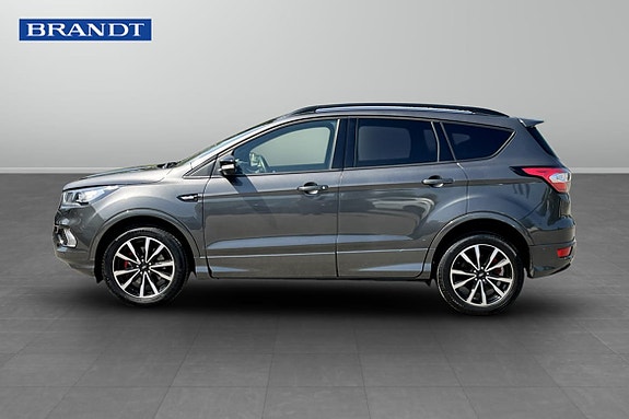 Ford Kuga 3 of 5