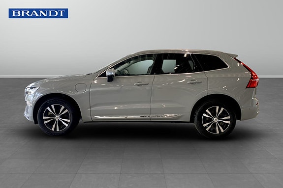Volvo XC60 3 of 16
