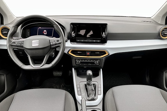 Seat Arona 4 of 5