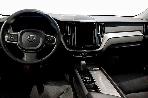 Volvo XC60 4 of 5