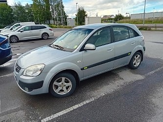 Kia Rio 2 of 3