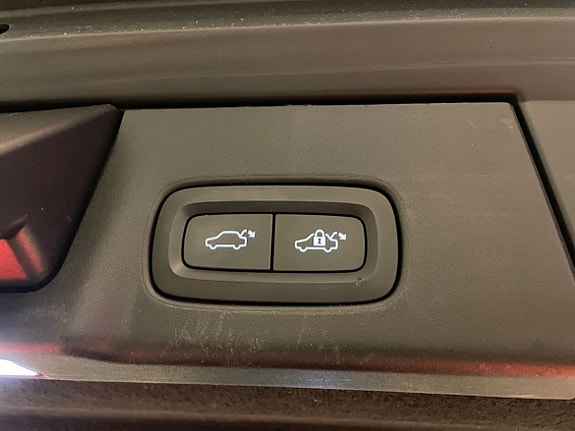 Volvo V90 8 of 18