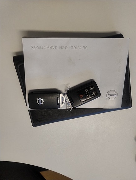 Volvo XC60 11 of 14