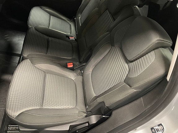 Renault Grand Scenic IV 5 of 5
