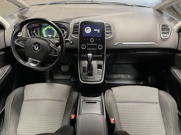 Renault Grand Scenic IV 11 of 17