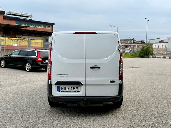 Ford Transit Custom 4 of 5