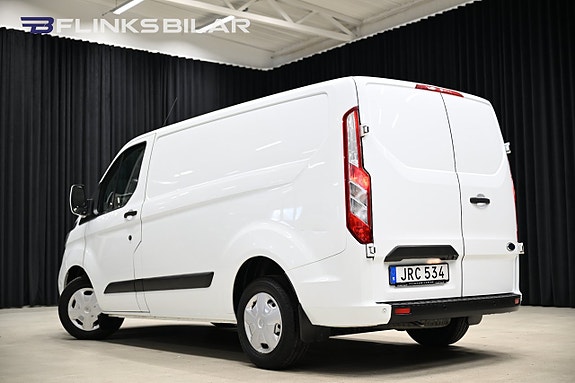 Ford Transit Custom 4 of 5