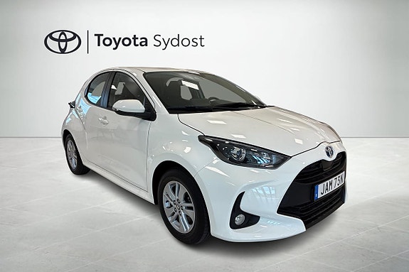 Toyota Yaris 18 of 18
