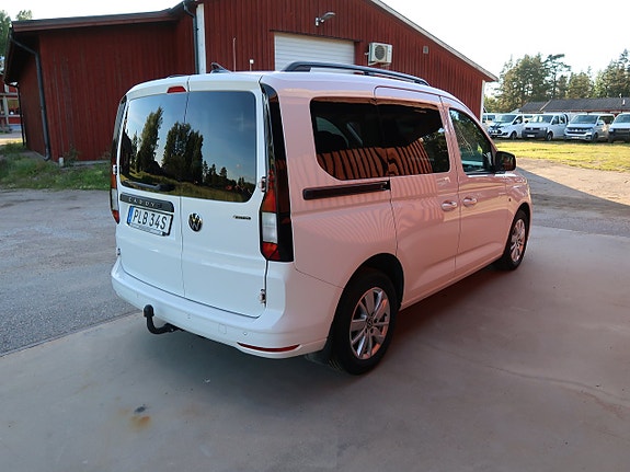 Volkswagen Caddy 4 of 5