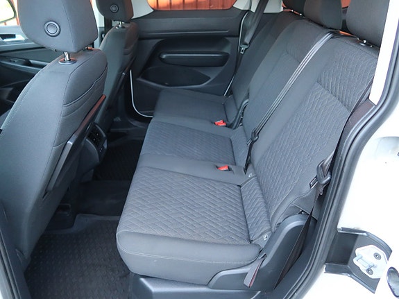 Volkswagen Caddy 9 of 15