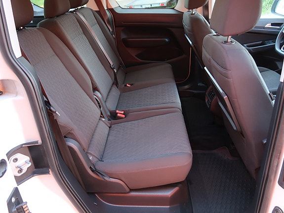 Volkswagen Caddy 13 of 15