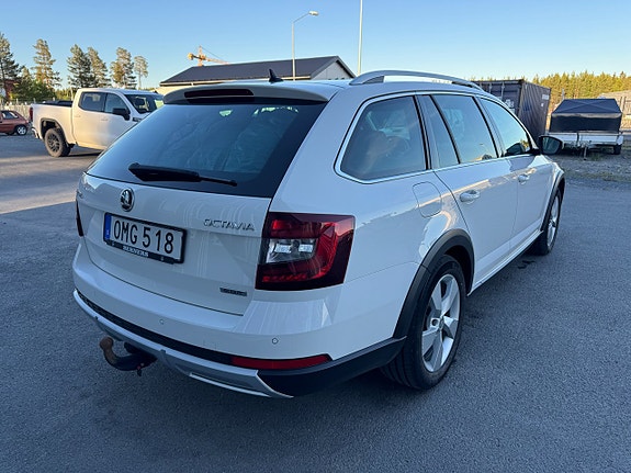 Skoda Octavia Scout 5 of 5