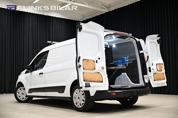 Ford Transit Connect 6 of 30