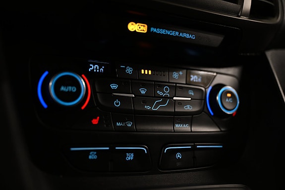 Ford Transit Connect 27 of 30
