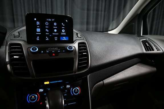 Ford Transit Connect 25 of 30