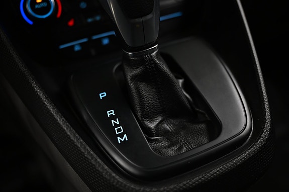 Ford Transit Connect 26 of 30