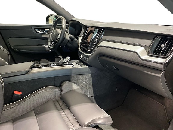 Volvo XC60 4 of 14