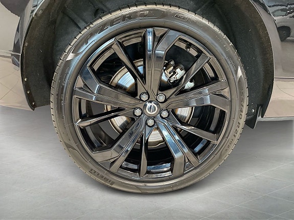 Volvo XC60 9 of 14