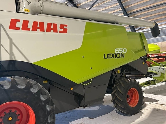CLAAS Lexion 650 3 of 5