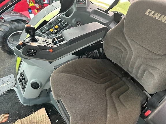 CLAAS Arion 660 CMATIC 7 of 9