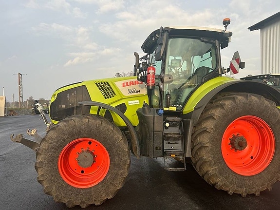 CLAAS Axion 870 Cmatic 2 of 12