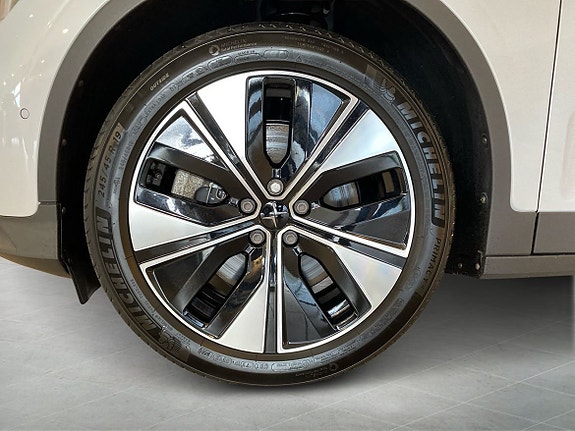 Polestar 2 9 of 14