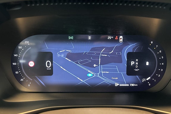 Volvo XC40 15 of 20