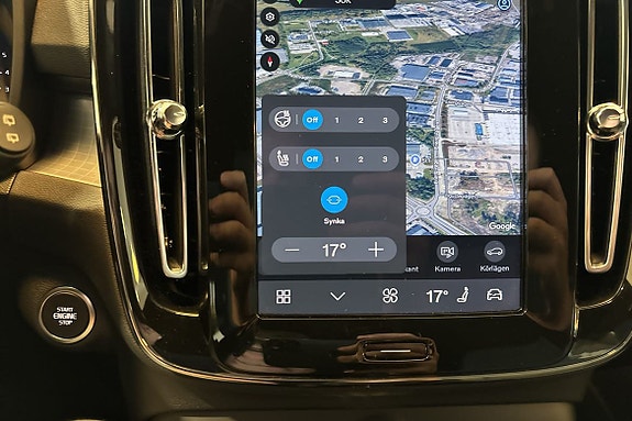 Volvo XC40 17 of 20