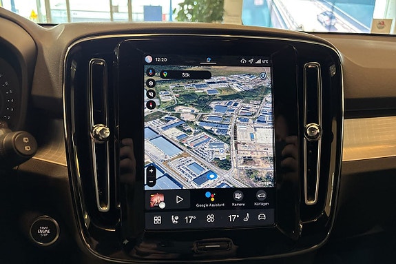 Volvo XC40 16 of 20