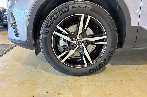Volvo XC40 12 of 20