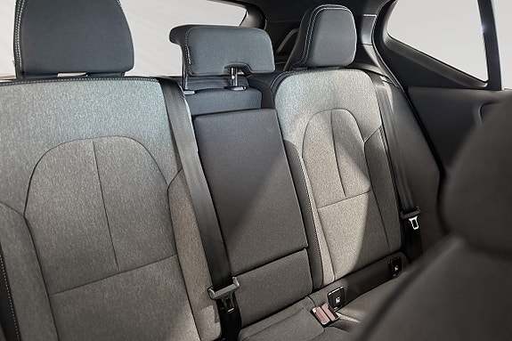 Volvo XC40 11 of 20